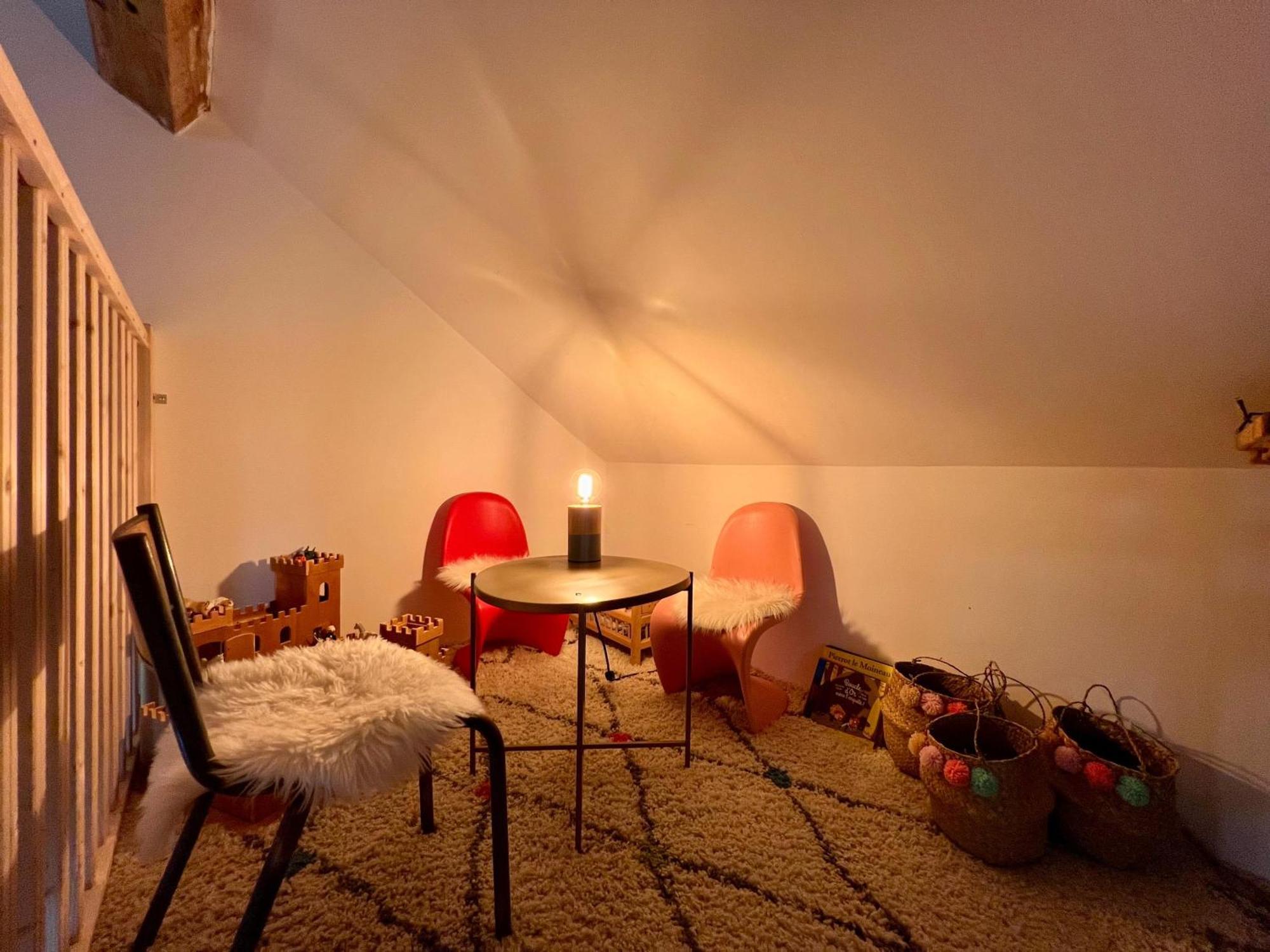 La Maisonnette D'Elodibiza ! Moret-sur-Loing Eksteriør billede